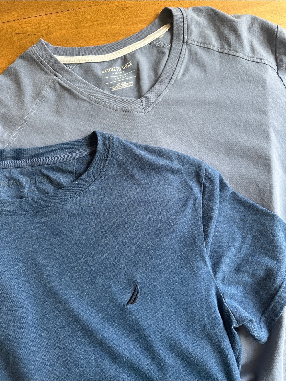 Kenneth Cole and Nautica Men's Blue Short Sleeve Crew Tees Size L - 2 Shirts